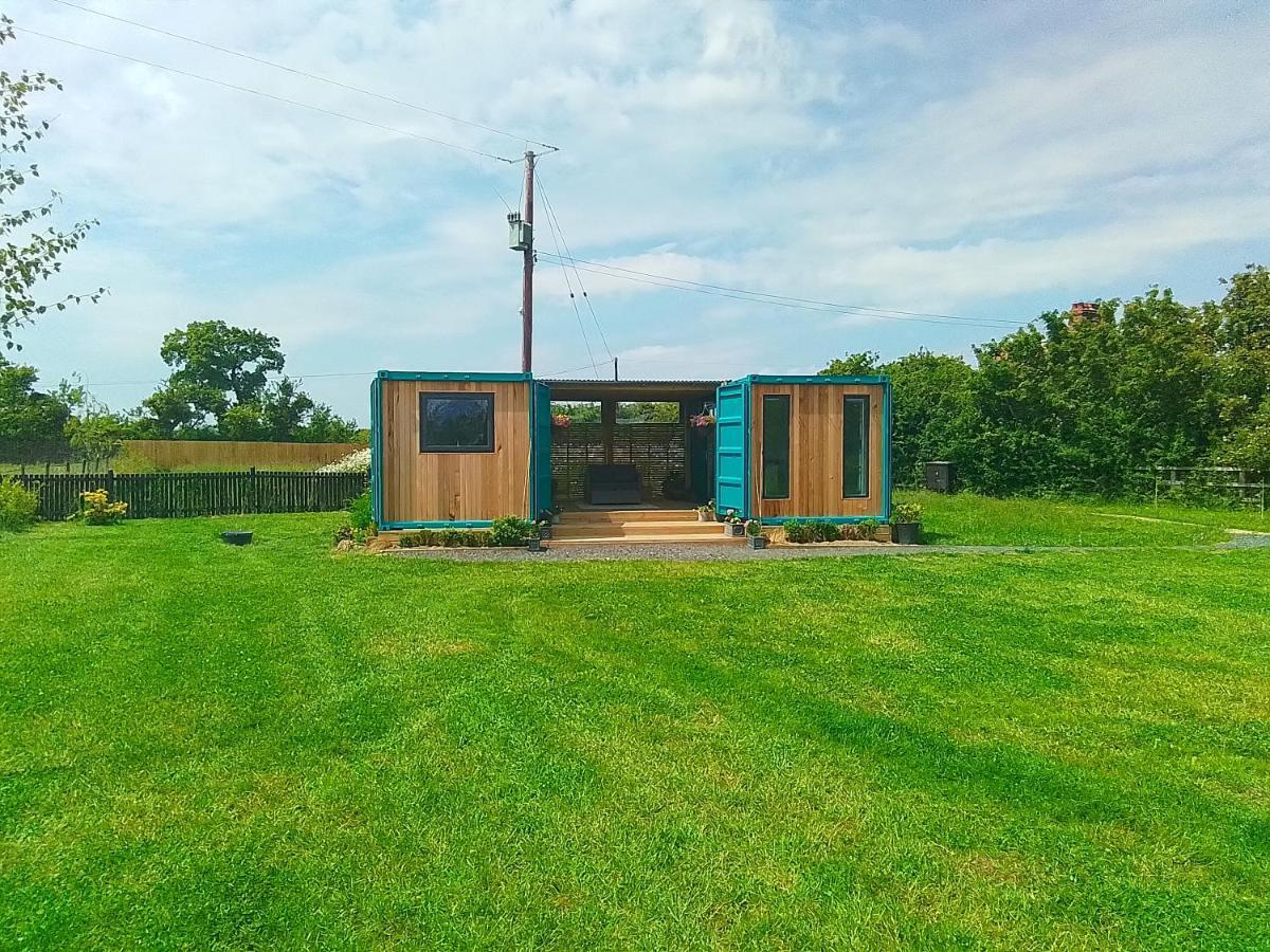 Delphinum Cabin Badsey Exterior foto